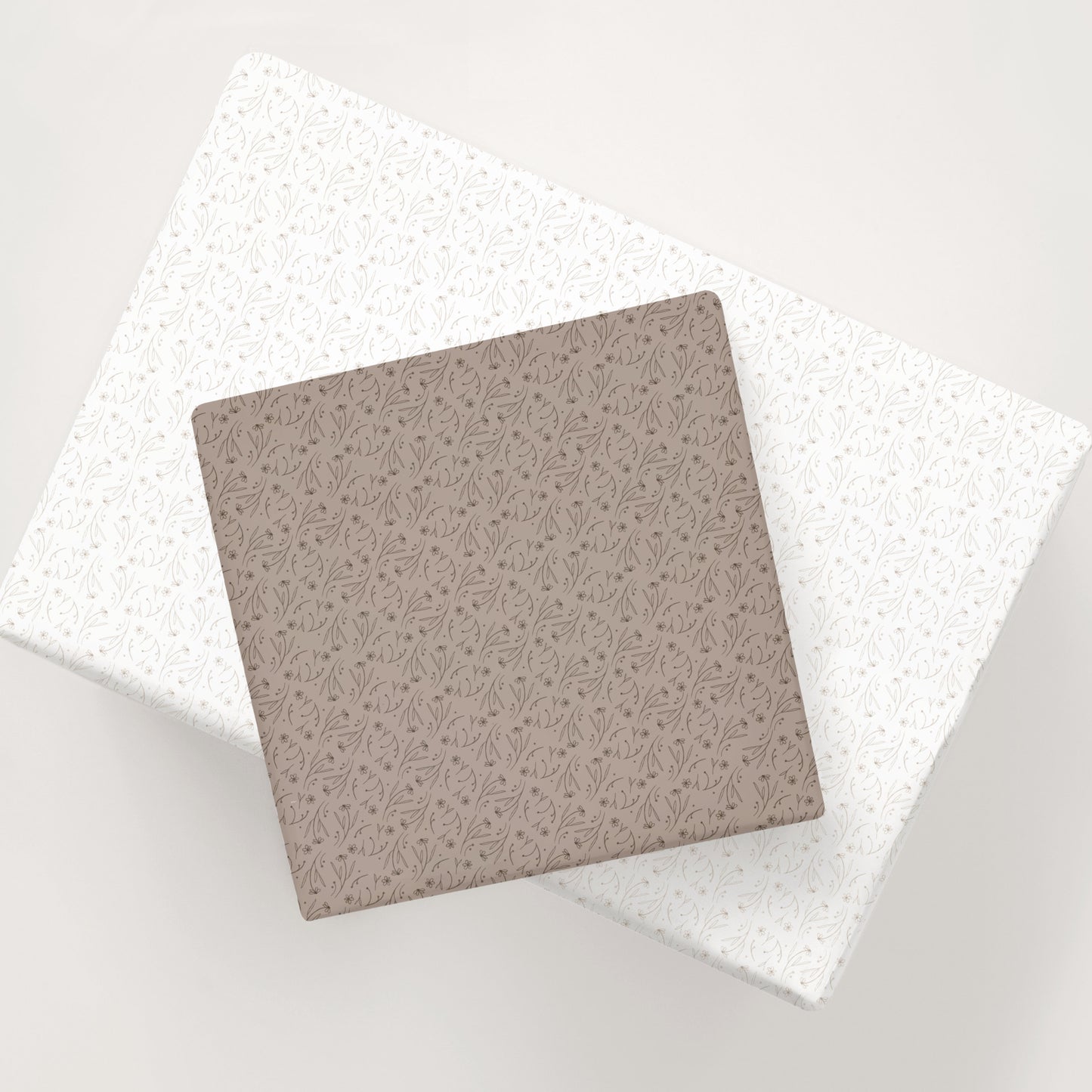 Geschenkpapier Rose | gefaltet