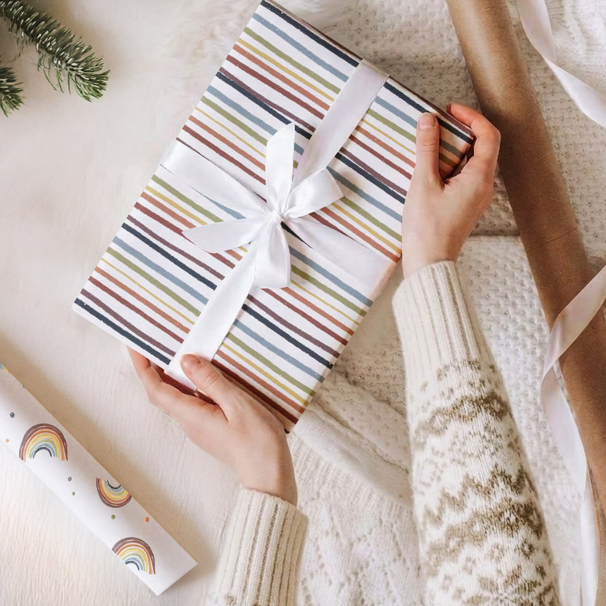 Geschenkpapier bunt Regenbogen | gefaltet