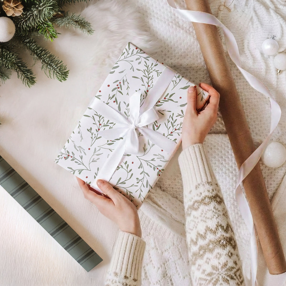 Geschenkpapier Mistelzweig | gefaltet